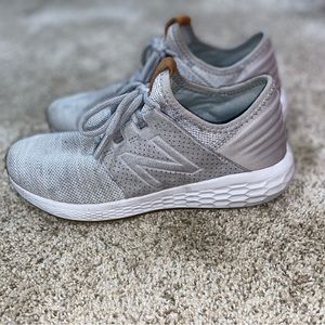 New Balance Cruz- Womens running shoe- Size 8 - gray